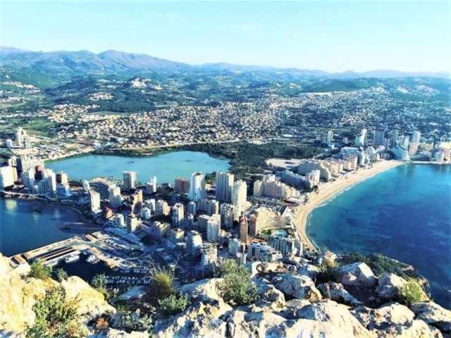 דירות קלפה 56C Vora Vistas Al Mar Parking Y Wifi מראה חיצוני תמונה